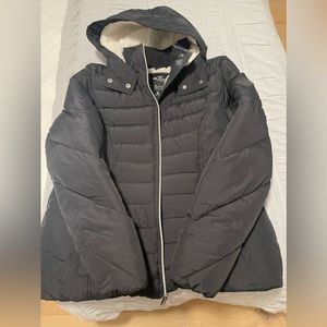 Holister super warm puffer jacket - new
